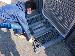 バイクガレージ