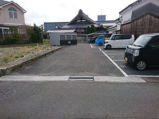 バイクガレージ